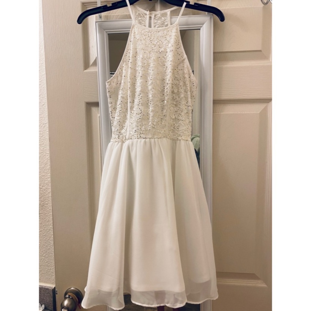 White High Neck Formal Dress - Picture 7 of 10